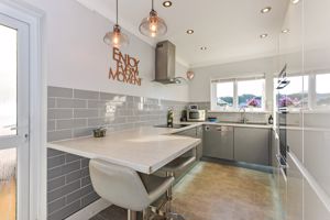 Kithcen- click for photo gallery